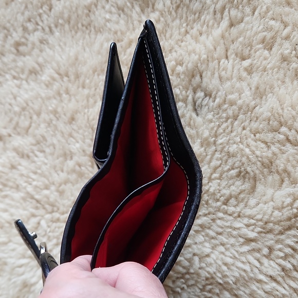Great Dooney & Bourke Compact Black Leather Snap Tri-fold Wallet 🖤❤️ - Picture 10 of 16